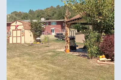 1121 Williams Drive, Washington Township, PA 15012 - Photo 5