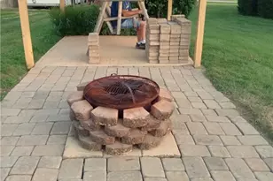 1121 Williams Dr, Washington Township, PA 15012 - Photo 3