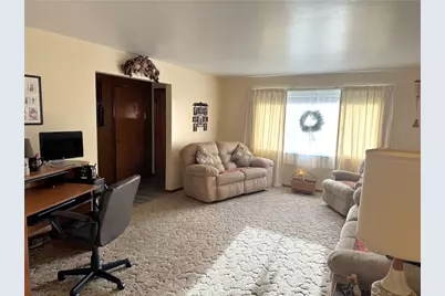 1121 Williams Drive, Washington Township, PA 15012 - Photo 9