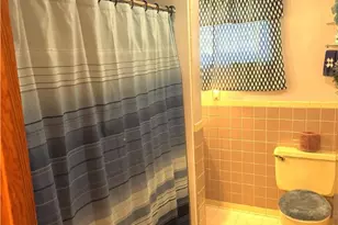 1121 Williams Dr, Washington Township, PA 15012 - Photo 29