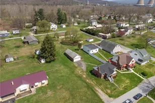 143 7th St, Saint Clair Township, PA 15944 - Photo 33