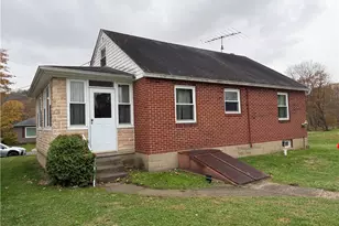 143 7th St, Saint Clair Township, PA 15944 - Photo 3