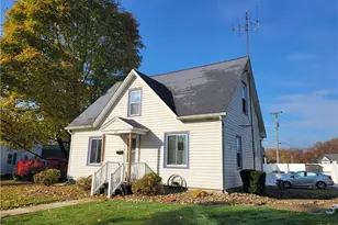 419 Greenwood Dr, Grove City Boro, PA 16127 - Photo 1