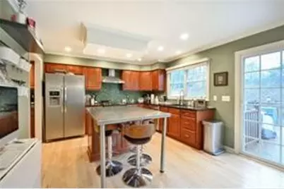 941 Montclair, Moon/Crescent Twp, PA 15108 - Photo 7