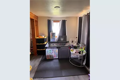 279 Snyder Ln, Burrel-Blacklick, PA 15717 - Photo 11