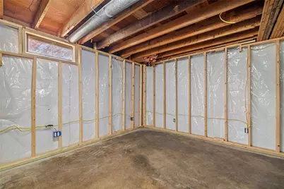 161 Petroleum Ave, Claysville, PA 15323 - Photo 25