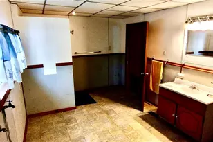 721 S 88th Rd, Carmichaels-Cumberland, PA 15320 - Photo 15