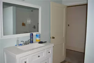 1062 Wall Ave, Pitcairn, PA 15140 - Photo 15