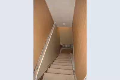 1062 Wall Ave, Pitcairn, PA 15140 - Photo 25