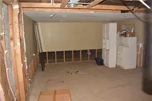 1062 Wall Ave, Pitcairn, PA 15140 - Photo 27