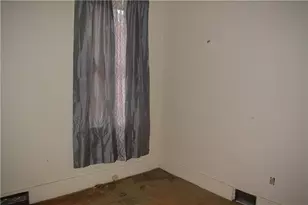 1062 Wall Ave, Pitcairn, PA 15140 - Photo 19