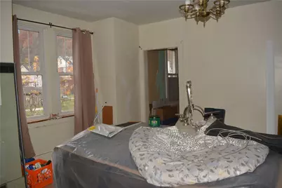 1062 Wall Ave, Pitcairn, PA 15140 - Photo 9