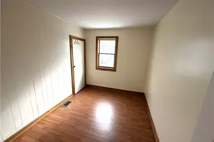 154 Jefferson Ave, Vandergrift, PA 15690 - Photo 15