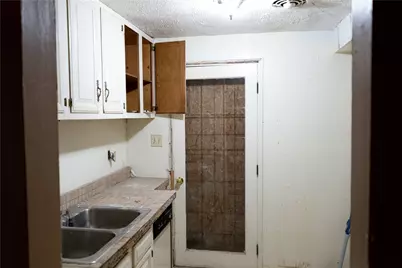 310 McCutcheon Ln, Pittsburgh, PA 15235 - Photo 5