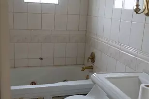 310 McCutcheon Ln, Pittsburgh, PA 15235 - Photo 9