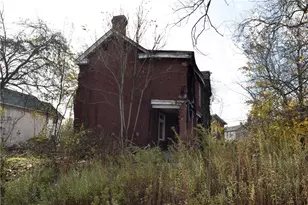 439 Green St, Brownsville, PA 15417 - Photo 5