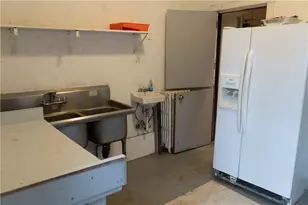 7732 Frankstown Ave, Homewood Brushton, PA 15208 - Photo 5