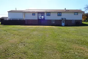 111 Nittany Ln, Jefferson Township, PA 16023 - Photo 23