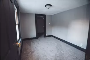 1739 N Water Ave, Hermitage, PA 16148 - Photo 9