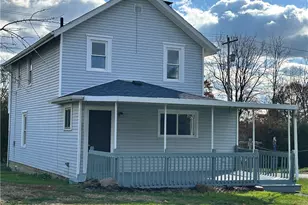 1739 N Water Ave, Hermitage, PA 16148 - Photo 1