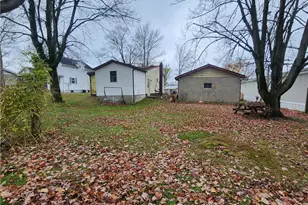 323 Butler Ave, Franklin Township, PA 16117 - Photo 3