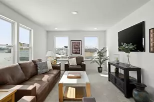 120 Samantha Dr, Center Township, PA 15061 - Photo 7