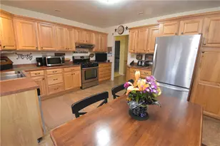 1010 Marathon Dr, Pittsburgh, PA 15235 - Photo 9