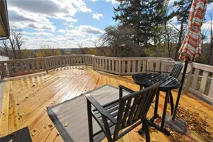 1010 Marathon Dr, Pittsburgh, PA 15235 - Photo 11