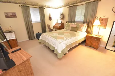 1010 Marathon Dr, Pittsburgh, PA 15235 - Photo 13