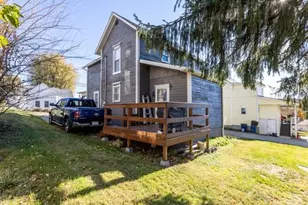 219 Wayne St, Claysville, PA 15323 - Photo 3