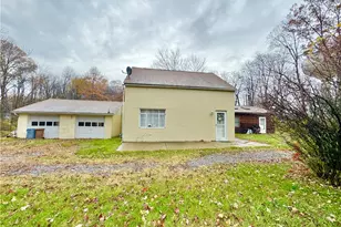 3281 Mercer Rd, Neshannock Township, PA 16105 - Photo 1