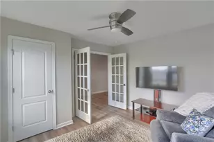 136 Cameron Square Dr, Connoquenessing Boro, PA 16033 - Photo 15