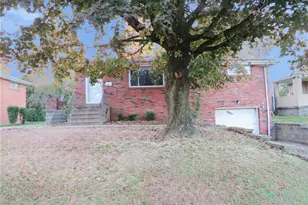 214 Erwin Pl, McKees Rocks, PA 15136 - Photo 1