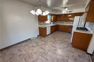 18 Water St, Smithfield, PA 15478 - Photo 9