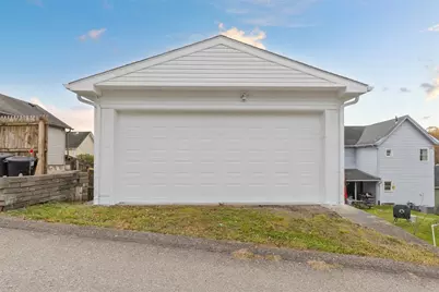 528 9th Street, Pitcairn, PA 15140 - Photo 3