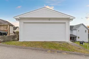 528 9th St, Pitcairn, PA 15140 - Photo 3