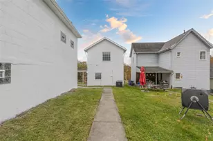 528 9th St, Pitcairn, PA 15140 - Photo 35