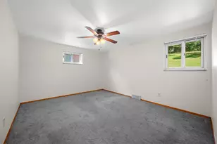 5123 S Passage Dr, Pittsburgh, PA 15236 - Photo 19