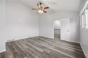 2212 Kenzie Dr, Robinson Twp, PA 15205 - Photo 27