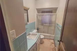 76 Summit Ave, Ellwood City, PA 16117 - Photo 11