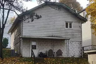 76 Summit Ave, Ellwood City, PA 16117 - Photo 3