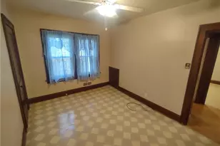 76 Summit Ave, Ellwood City, PA 16117 - Photo 15