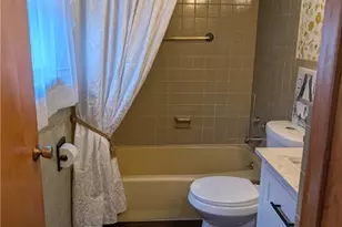 35 Oak Creek Dr, Sewickley Township, PA 15089 - Photo 23