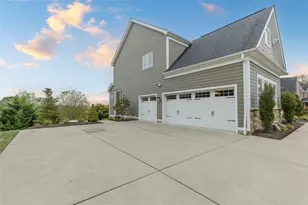 719 Jonagold Dr, North Strabane, PA 15317 - Photo 41