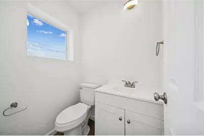 406-408 Church St #406-408, Sewickley Township, PA 15637 - Photo 13