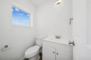 406-408 Church St, Sewickley Township, PA 15637 - Photo 13