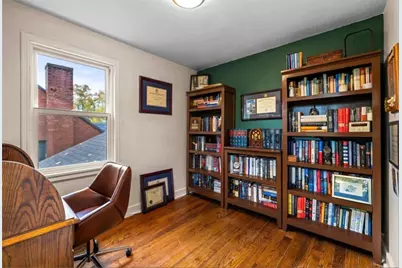 747 Fruithurst Dr, Pittsburgh, PA 15228 - Photo 23