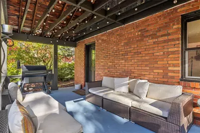 747 Fruithurst Dr, Pittsburgh, PA 15228 - Photo 31