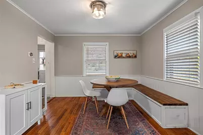 747 Fruithurst Dr, Pittsburgh, PA 15228 - Photo 7