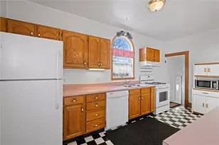 180 Center St, Springdale Boro, PA 15144 - Photo 9